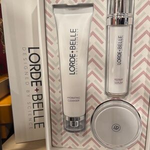 ❌FLASH SALE❌ LORDE + BELLE- Skincare Set
